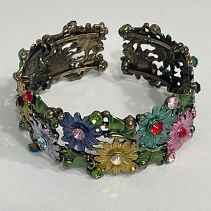 Vibrant color metal bracelet